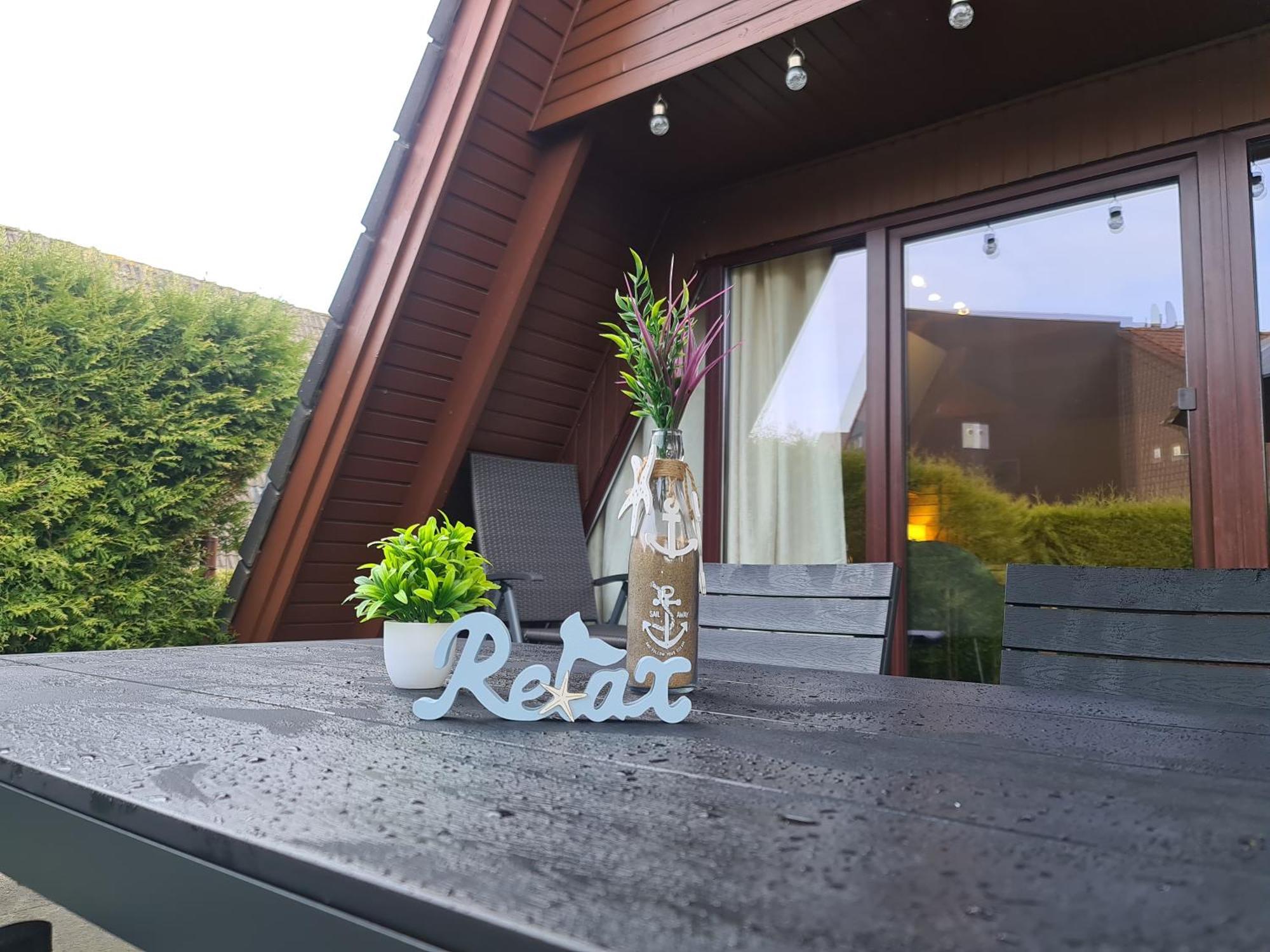 Haus Blume Villa Carolinensiel Exterior foto